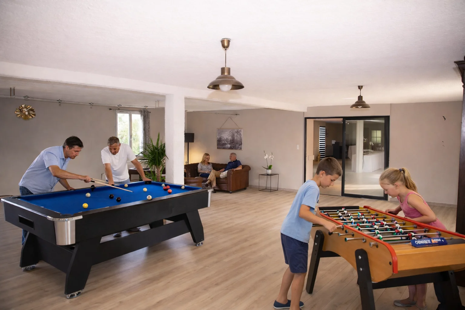 Salle de jeux et détente au Domaine de la Noiseraie
